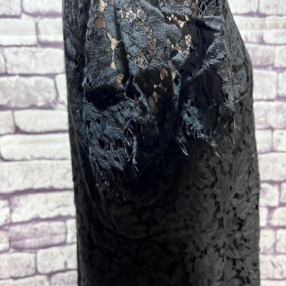 Isaac Mizrahi Black Lace Top Size 1X - Picture 9 of 10